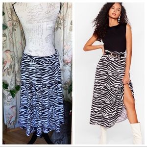 Y2K Zebra Skirt Midi Stretchy D.F.A. New York Medium White Black